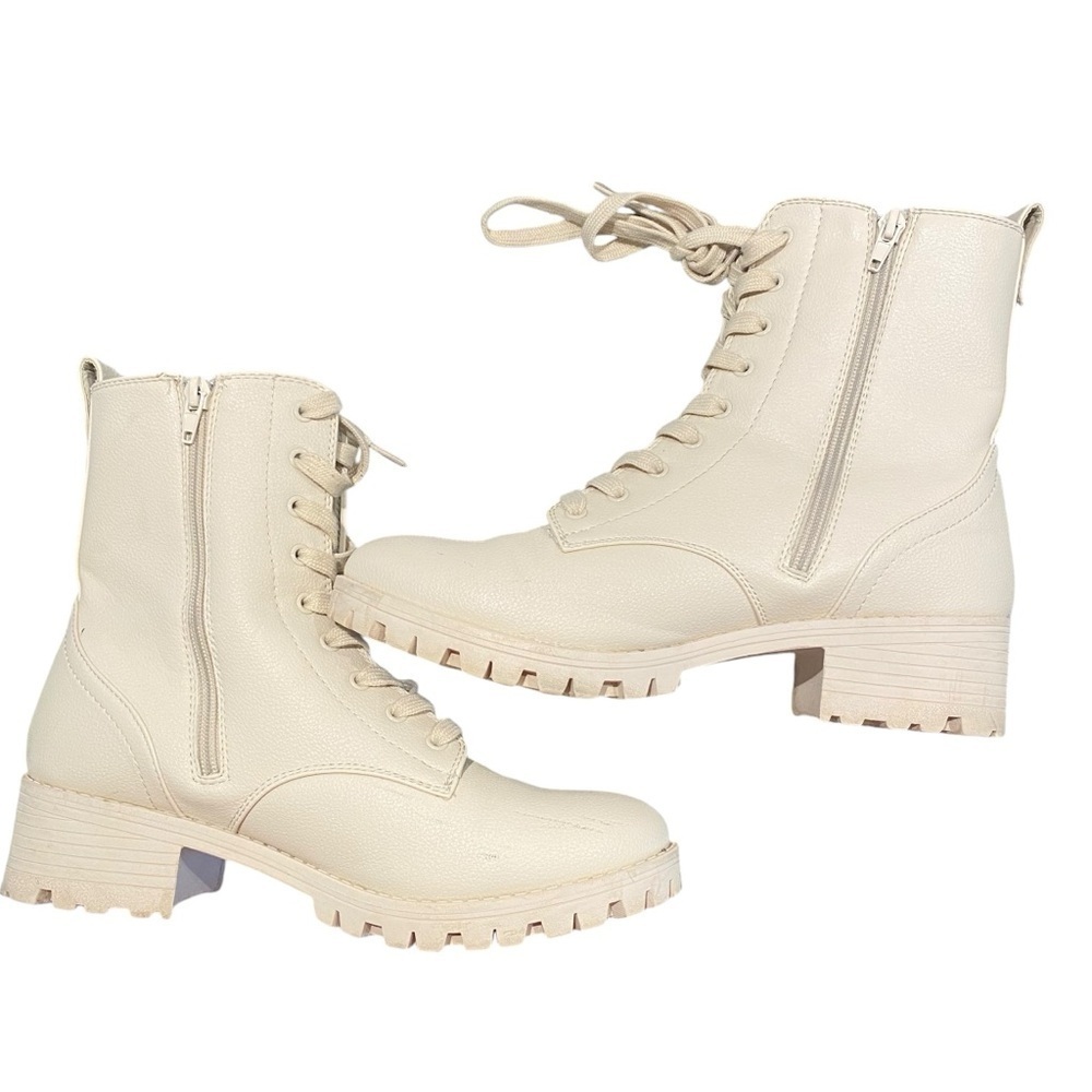 TRUE CRAFT women's size 9 Raylee Hiker boots lace up Ivory smooth round toe - Picture 8 of 12